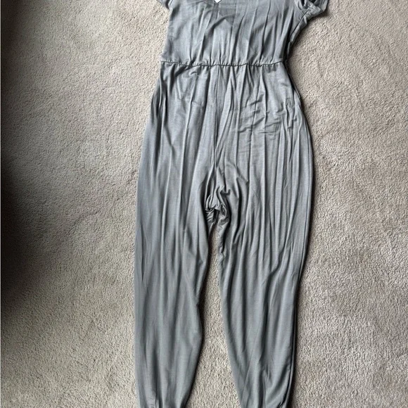 Latched Mama Play All Day Nursing Jumpsuit Romper - Picture 3 of 5